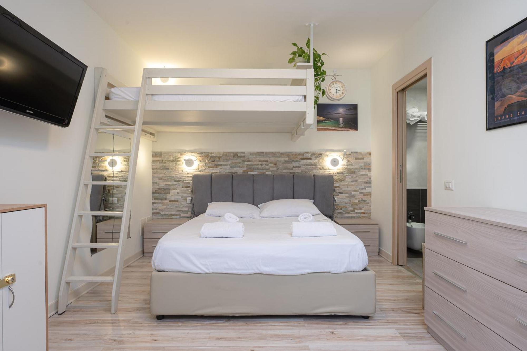 Incantevole Location Fronte Lago 시르미오네 외부 사진